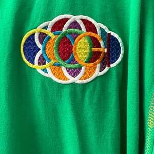 COOGI Men’s Kelly Green Embroidered Short Sleeve Tee Shirt, Size XXXL.